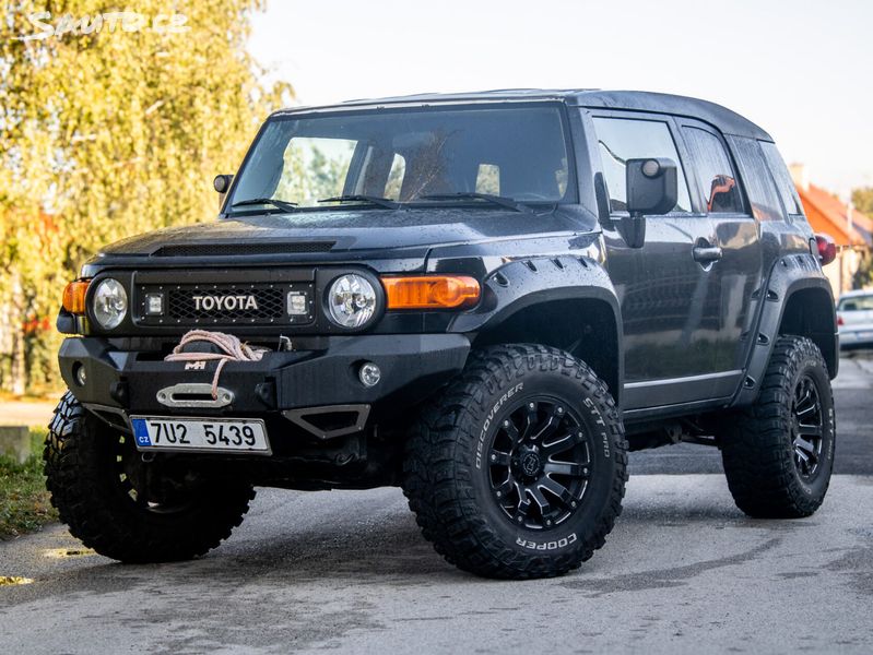 Toyota FJ Cruiser